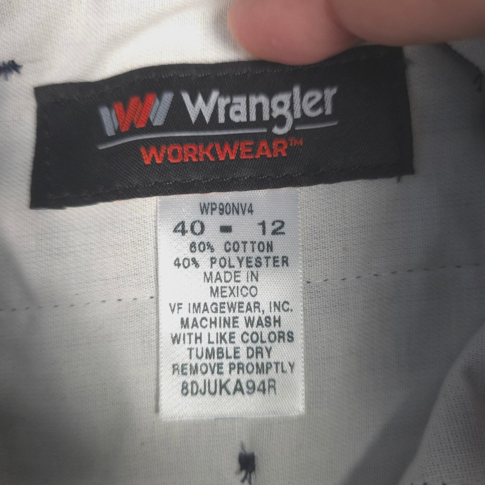 Wrangler Workwear Mens Functional Cargo Shorts Blue Size 40 NWT - Picture 6 of 10